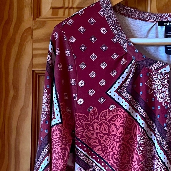 🌺OLSEN LONG SLEEVE TOP - Picture 3 of 10